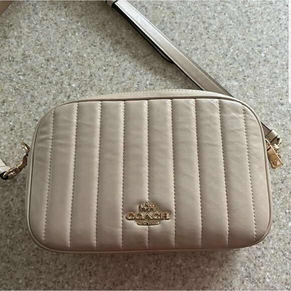 Coach Jes Crossbody Bag - Picture 1 of 3
